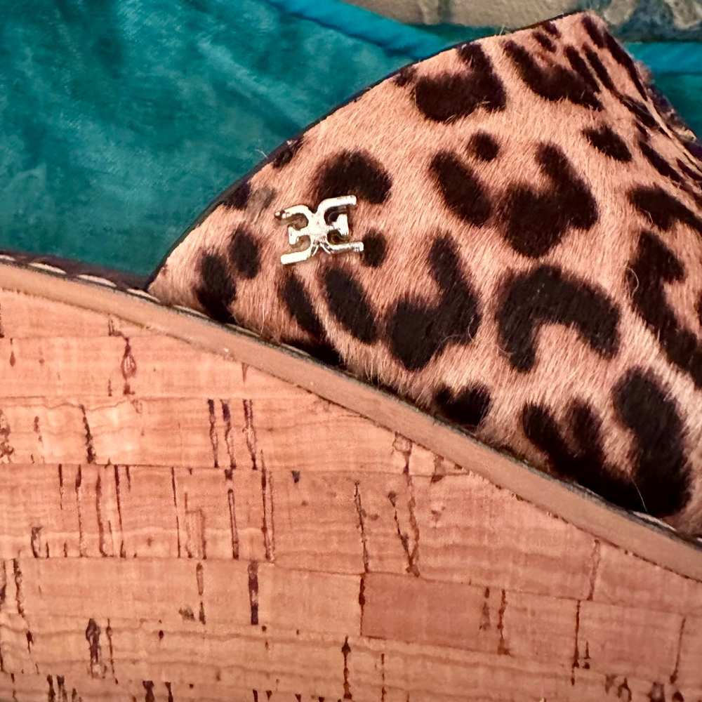 Women's Sam Edelman Leopard Print Calf Hair Cork Wedge Sandals 7.5 Brown/Beige - Picture 4 of 6